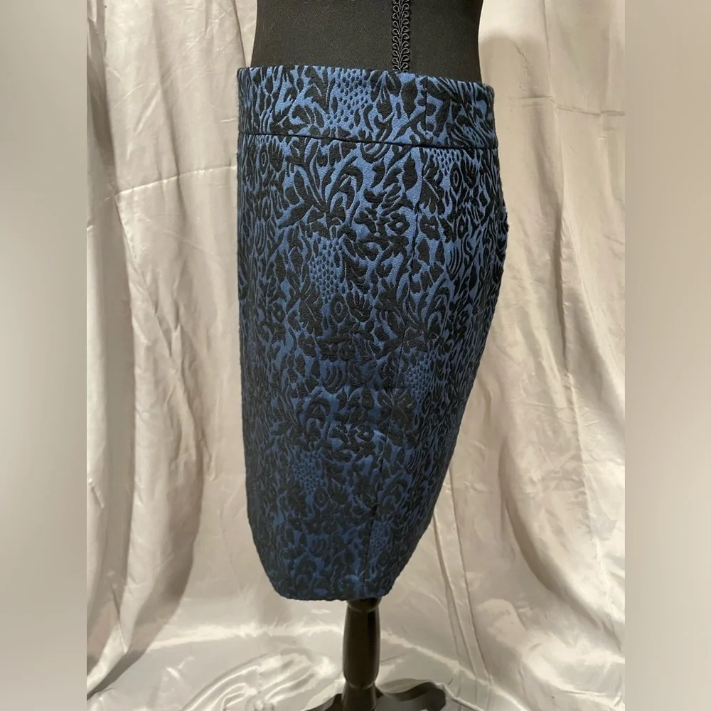 Ann Taylor Jacquard Blue and Black Embroidered Pencil Skirt